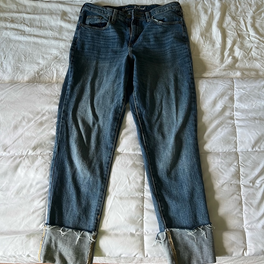 Universal thread jeans